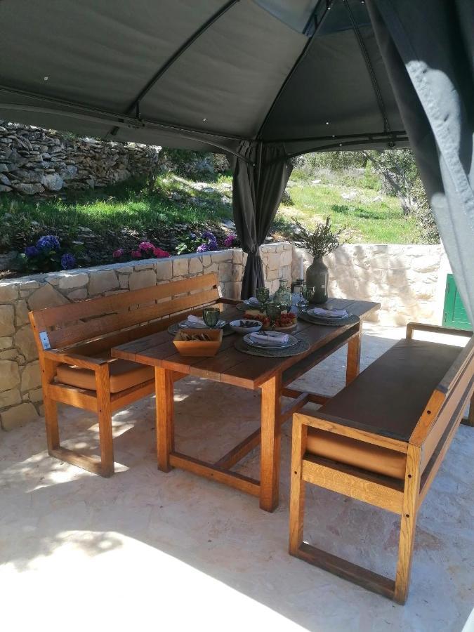 Secluded Holiday Home Heritage Postira Exterior foto